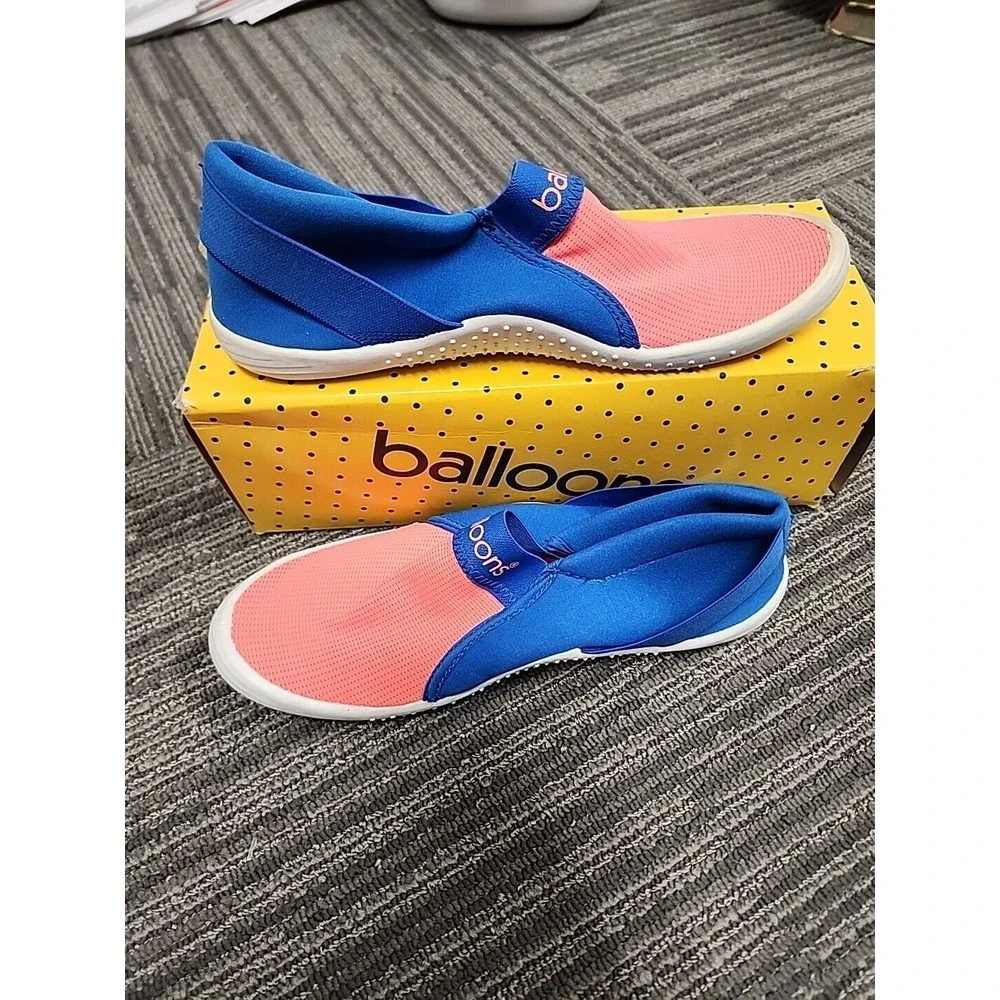Balloons Pink & Blue‎ Water Shoes Size 7. New In Box.